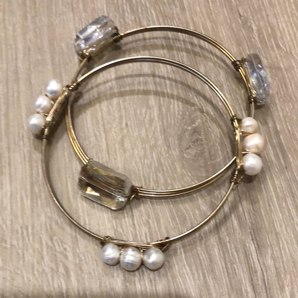 Crystal & Pearl Gold Bangle Bracelets - Picture 1 of 2